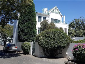 2 Bed Apartment in Dunkeld West