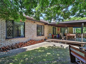 3 Bed House in Rexford