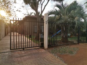 3 Bed House in East Lynne