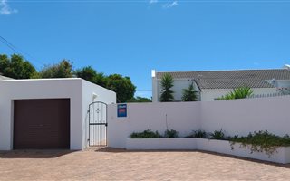 3 Bedroom House in Tijgerhof