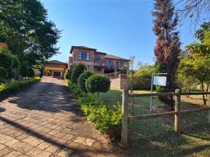 5 Bed House in White River Country Estate