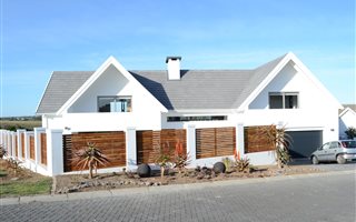4 Bedroom House in Kromme River