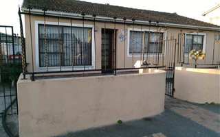 3 Bedroom House in Belhar