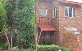 3 Bedroom Apartment in Fairland