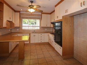 3 Bed Townhouse in Dan Pienaar