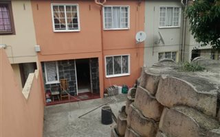 3 Bedroom House in Greenbury