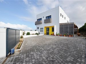 4 Bed House in Yzerfontein