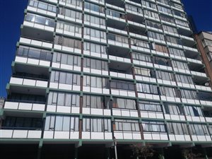 1 Bed Apartment in Hillbrow
