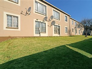 2 Bed Apartment in Kew