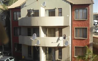1 Bedroom Apartment in Midridge Park