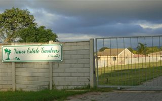 408 m² Land available in Vanes Estate