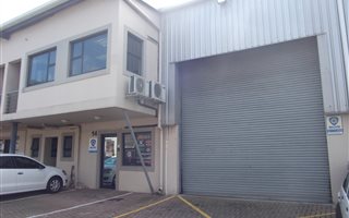216 m² Industrial space in Briardene