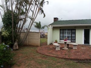 3 Bed House in Athlone Park