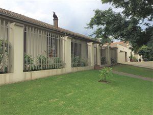 3 Bed Townhouse in Piet Retief