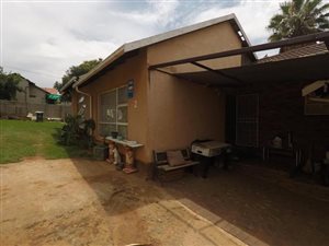 3 Bed Cluster in Witpoortjie