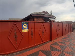 3 Bed House in Blomanda