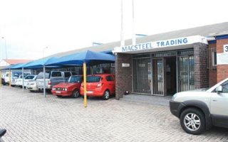 9905 m² Industrial space in Deal Party
