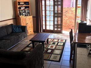2 Bed Cluster in Langenhoven Park