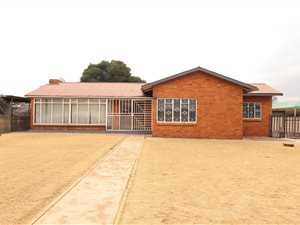 3 Bed House in Casseldale