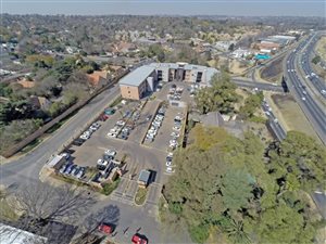 200 m² Office Space in Bramley