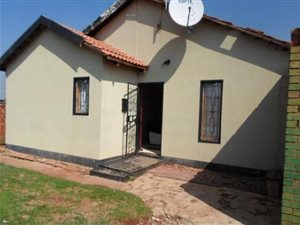 3 Bed House in Likole