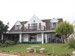 5 Bed House in Royal Alfred Marina