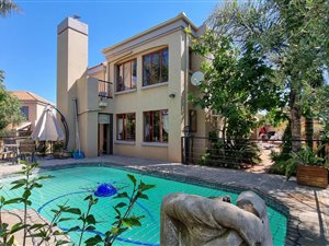 3 Bed House in Aerorand