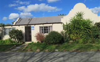 4 Bedroom House in Stanford