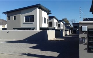 3 Bedroom House in Top Town