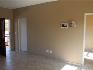 2 Bed Townhouse in Rhodesfield