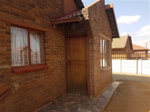 2 Bed House in Blomanda