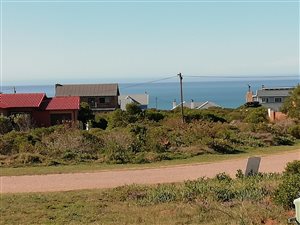 600 m² Land available in Boggomsbaai