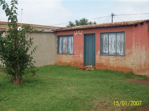 3 Bed House in Daveyton