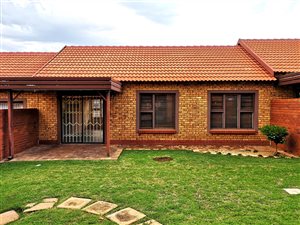 2 Bed Townhouse in Willow Park Manor