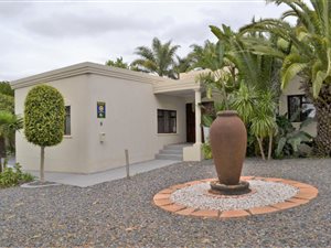 4 Bed House in Durbanville Hills