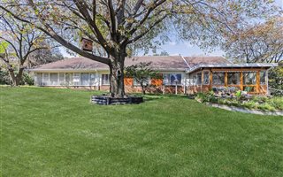 3 Bedroom House in Ferndale
