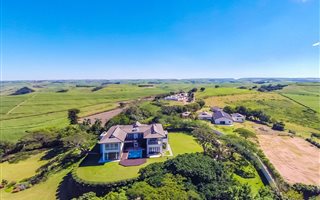 22.1 ha Farm in Shakas Rock