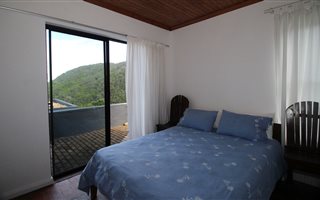 4 Bedroom House in Keurboomstrand