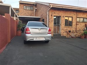 3 Bed House in Merebank East