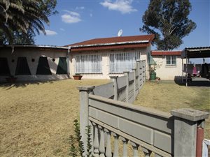 3 Bed House in De Deur