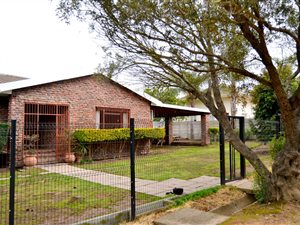 4 Bed House in Porterville