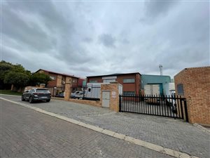 909 m² Industrial space in North Riding