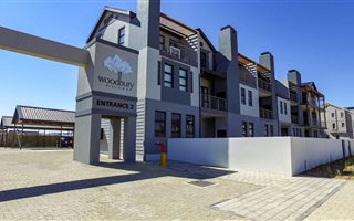 2 Bedroom Apartment in Helderberg Estate