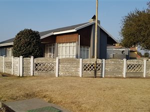 3 Bed House in Reiger Park