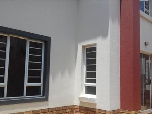 3 Bed Townhouse in Tijger Valley and surrounds
