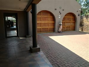3 Bed House in Three Rivers East