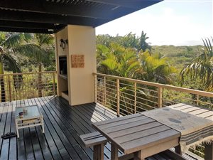 4 Bed Apartment in Salt Rock