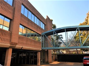 1030 m² Commercial space in Lynnwood