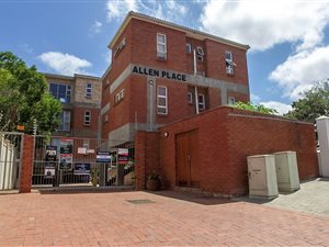 3 Bed Apartment in Grahamstown Central