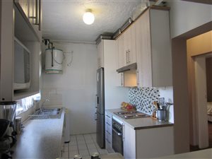 2 Bed Flat in Quigney